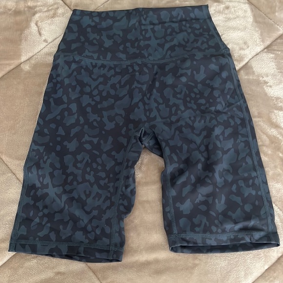 Buffbunny bike shorts - Picture 1 of 3